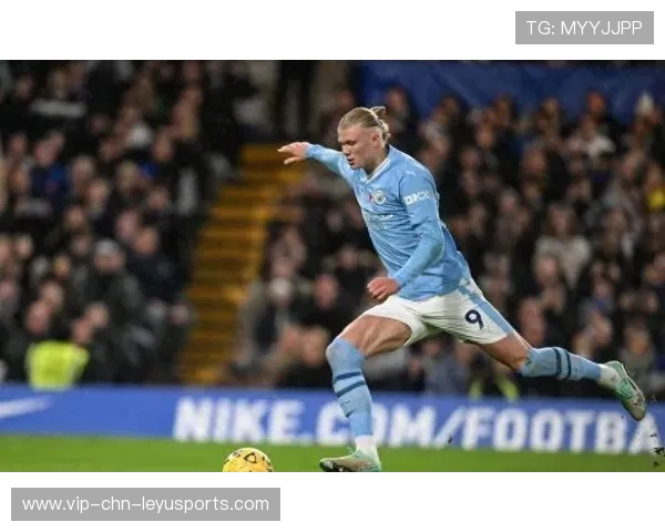 世界杯哈兰德反越位门前冷静推射绝平